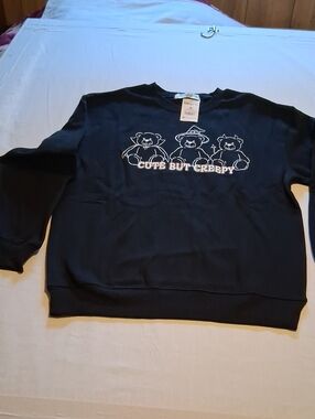 Wound Up Black 'Cute But Creepy' Bear Graphic Sweatshirt Halloween Crew S (4-6)